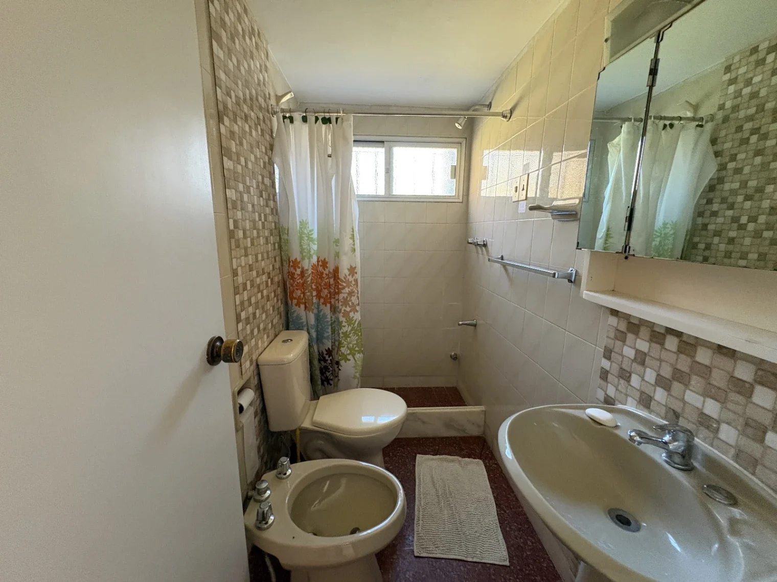 Casa en venta c/ cochera en Playa Hermosa - Imagen 5