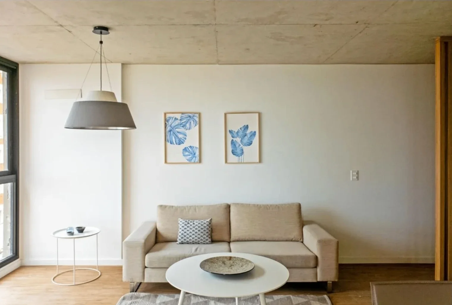 Apartamento en venta c/ cochera en Barrio Sur - Imagen 3