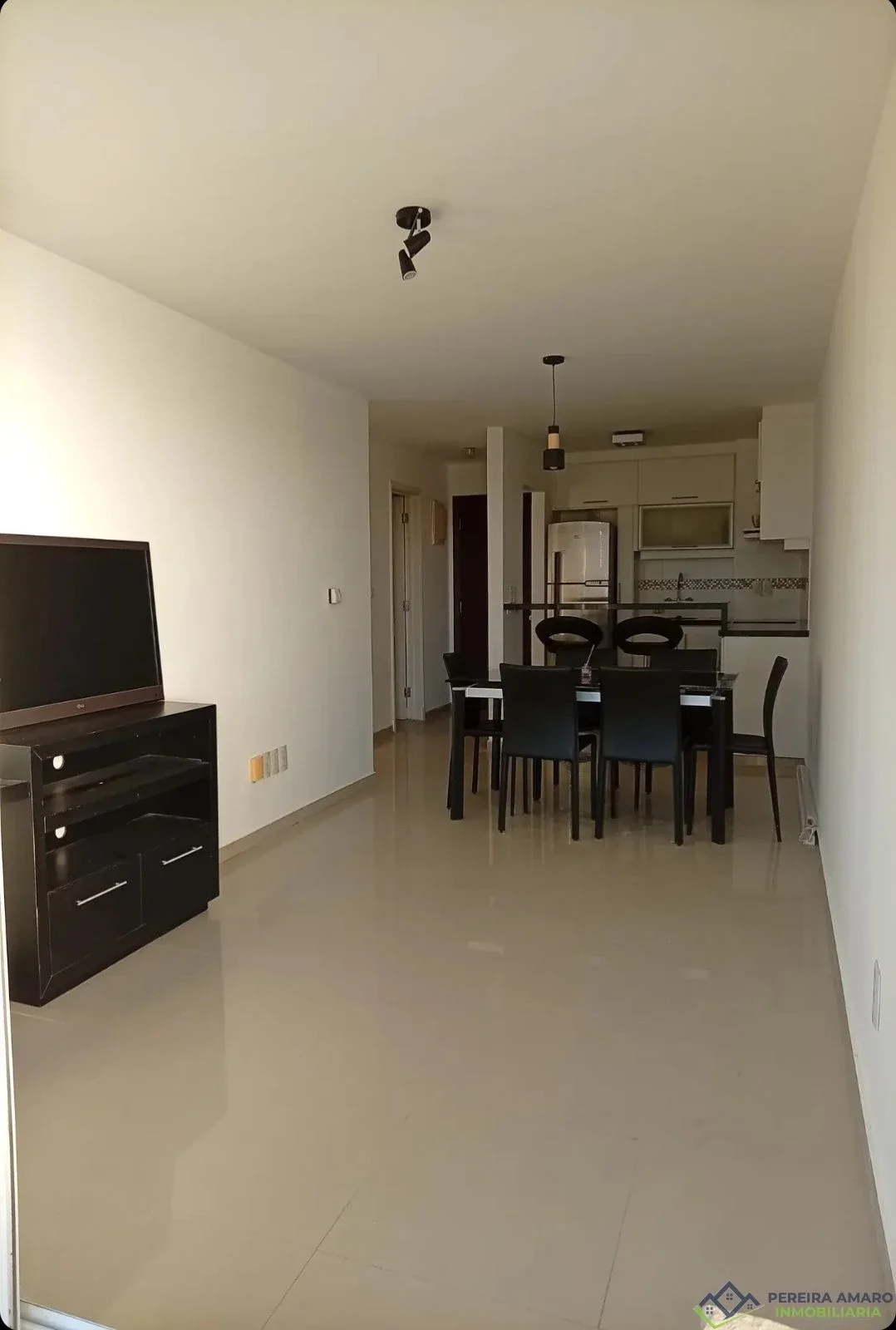 Apartamento en alquiler c/ cochera en Barra de Carrasco - Imagen 4