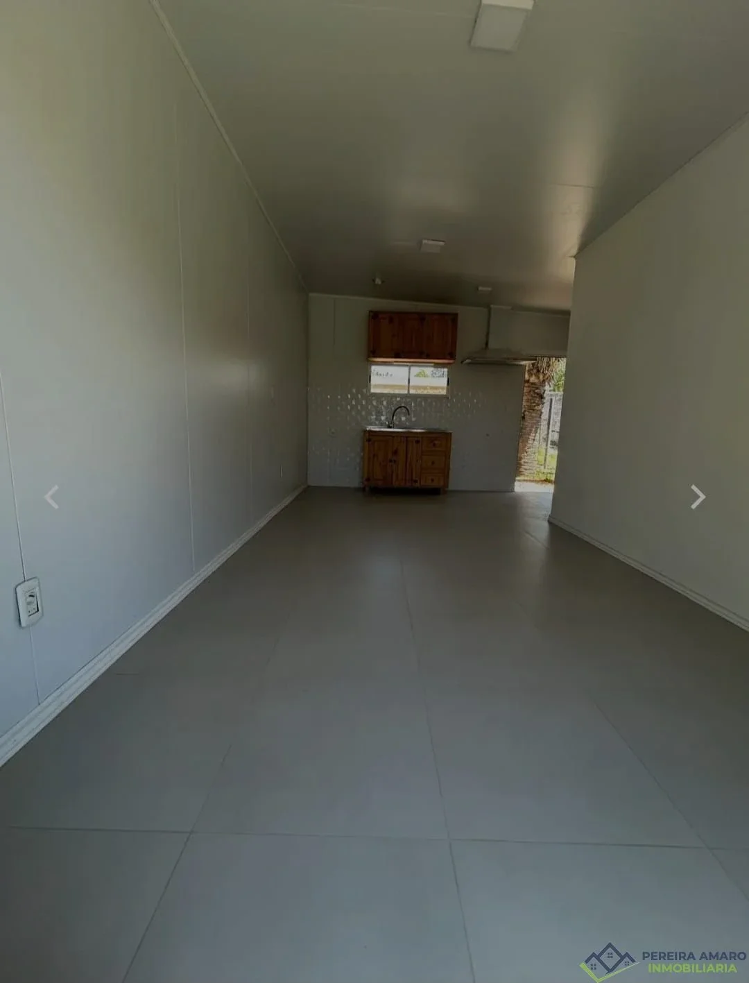 Casa en alquiler c/ cochera en Villa Aeroparque - Imagen 3