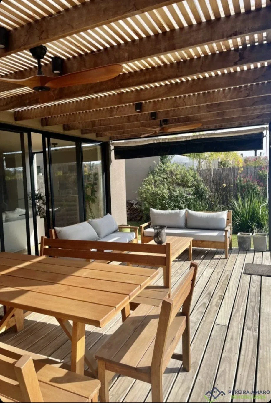 Exclusiva Casa T3+ con Ampliación en Huertas de los Horneros Diseño, Confort y Naturaleza - Imagen 2