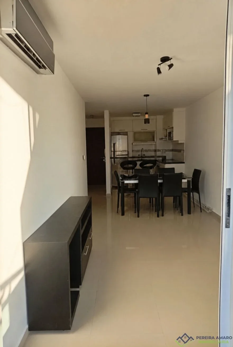 Apartamento en alquiler c/ cochera en Barra de Carrasco - Imagen 1