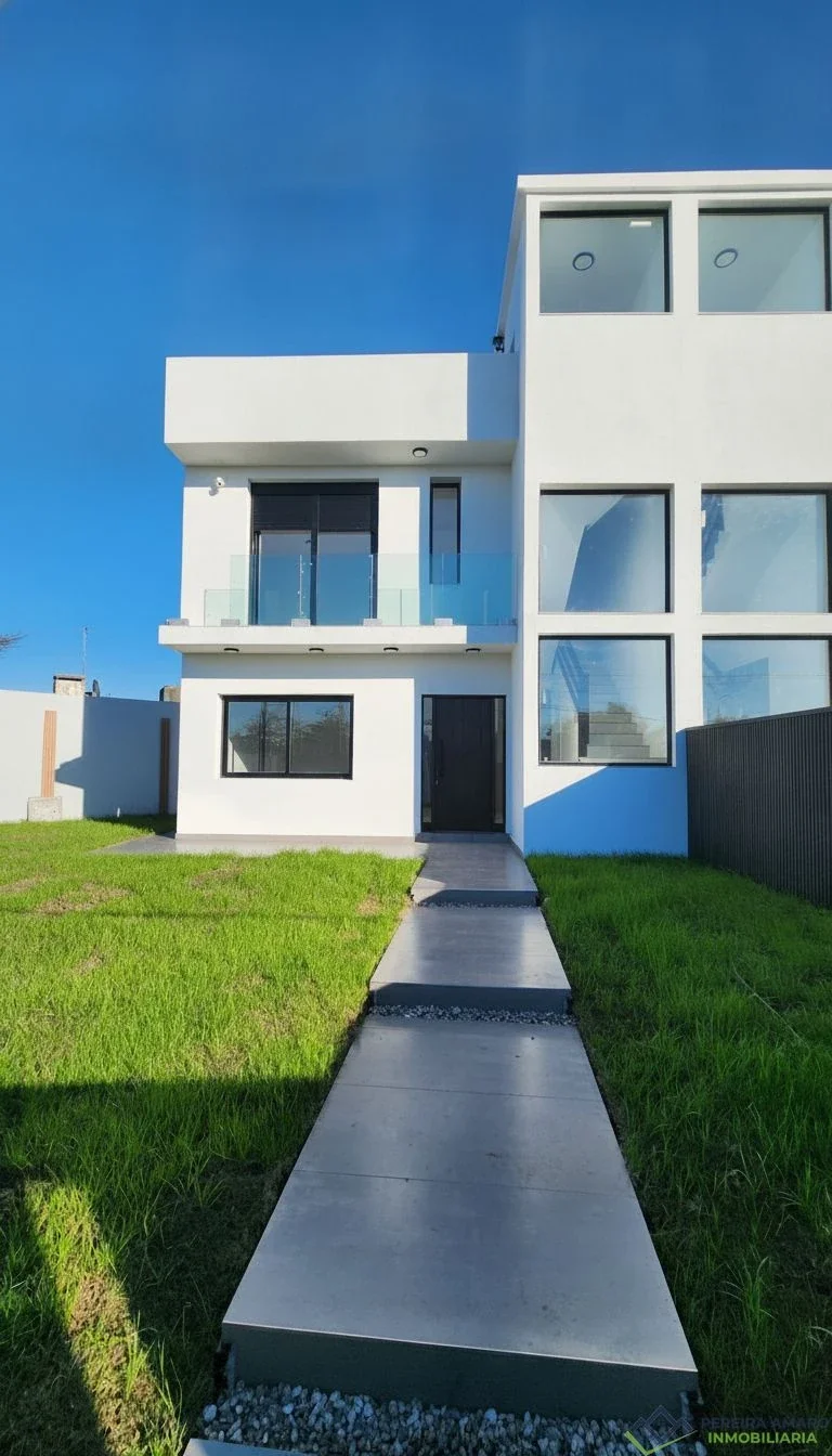 Casa en alquiler c/ cochera en Solymar - Imagen 1