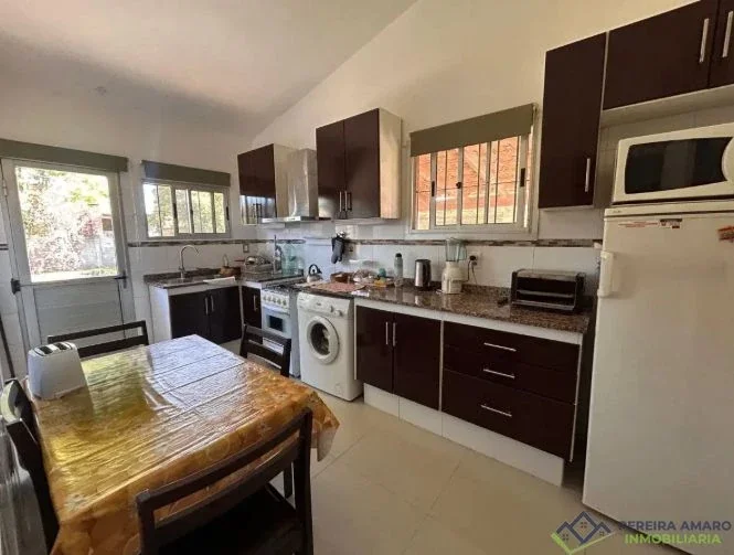 Casa en venta c/ cochera en Shangrilá - Imagen 4