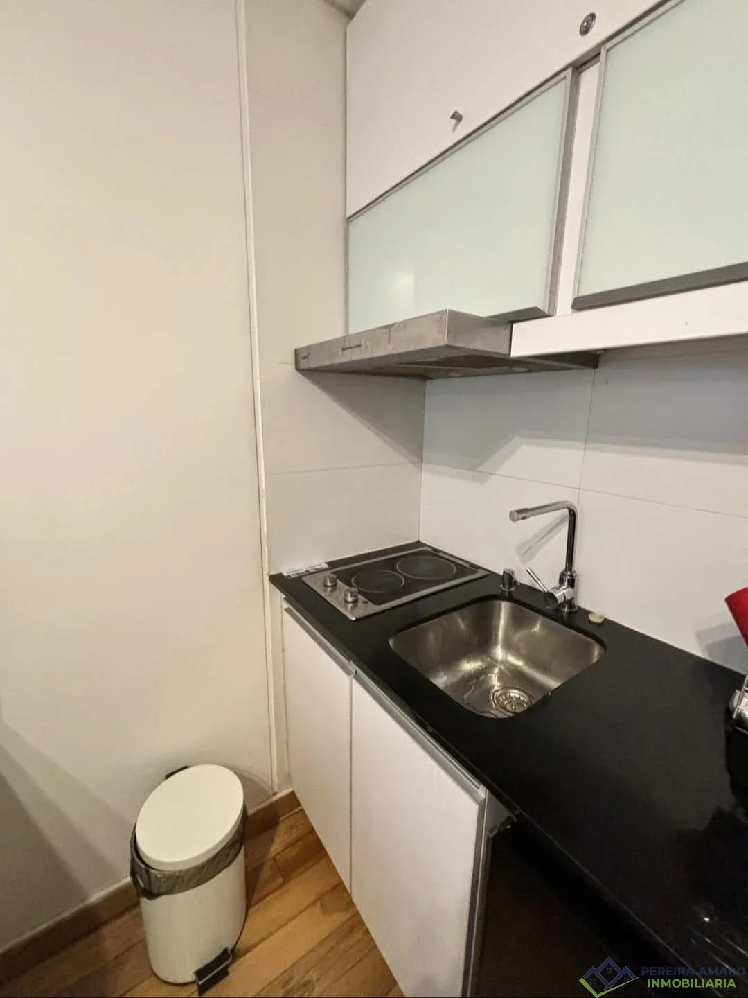 Apartamento en alquiler en Puerto Buceo - Imagen 4