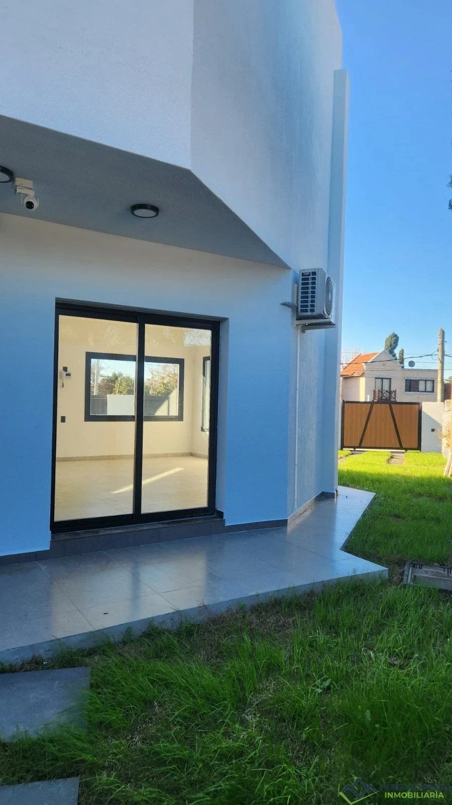 Casa en alquiler c/ cochera en Solymar - Imagen 4