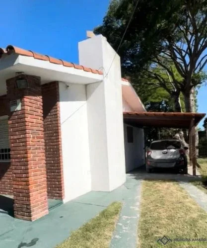 Casa en venta c/ cochera en Shangrilá - Imagen 2