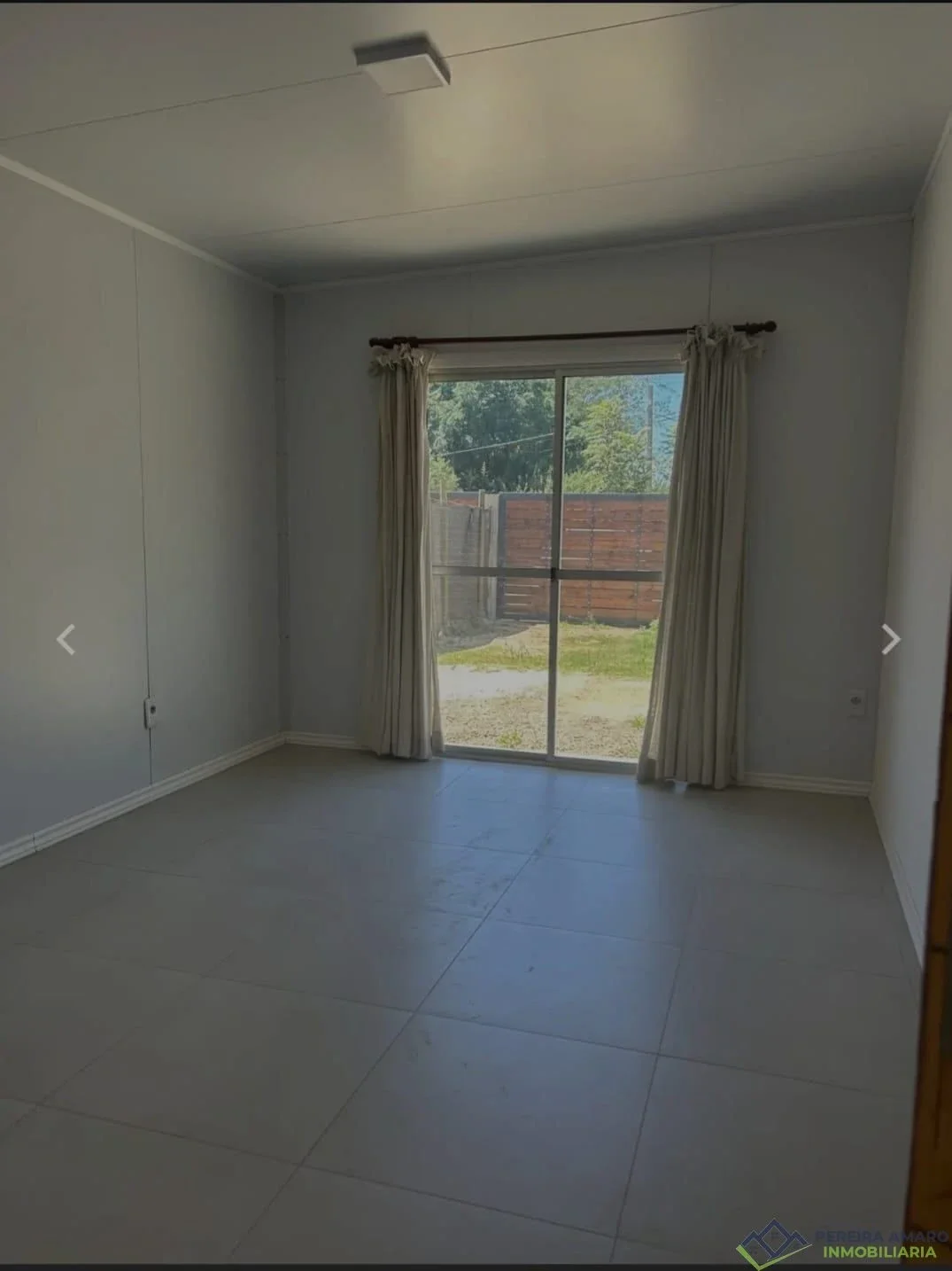 Casa en alquiler c/ cochera en Villa Aeroparque - Imagen 4
