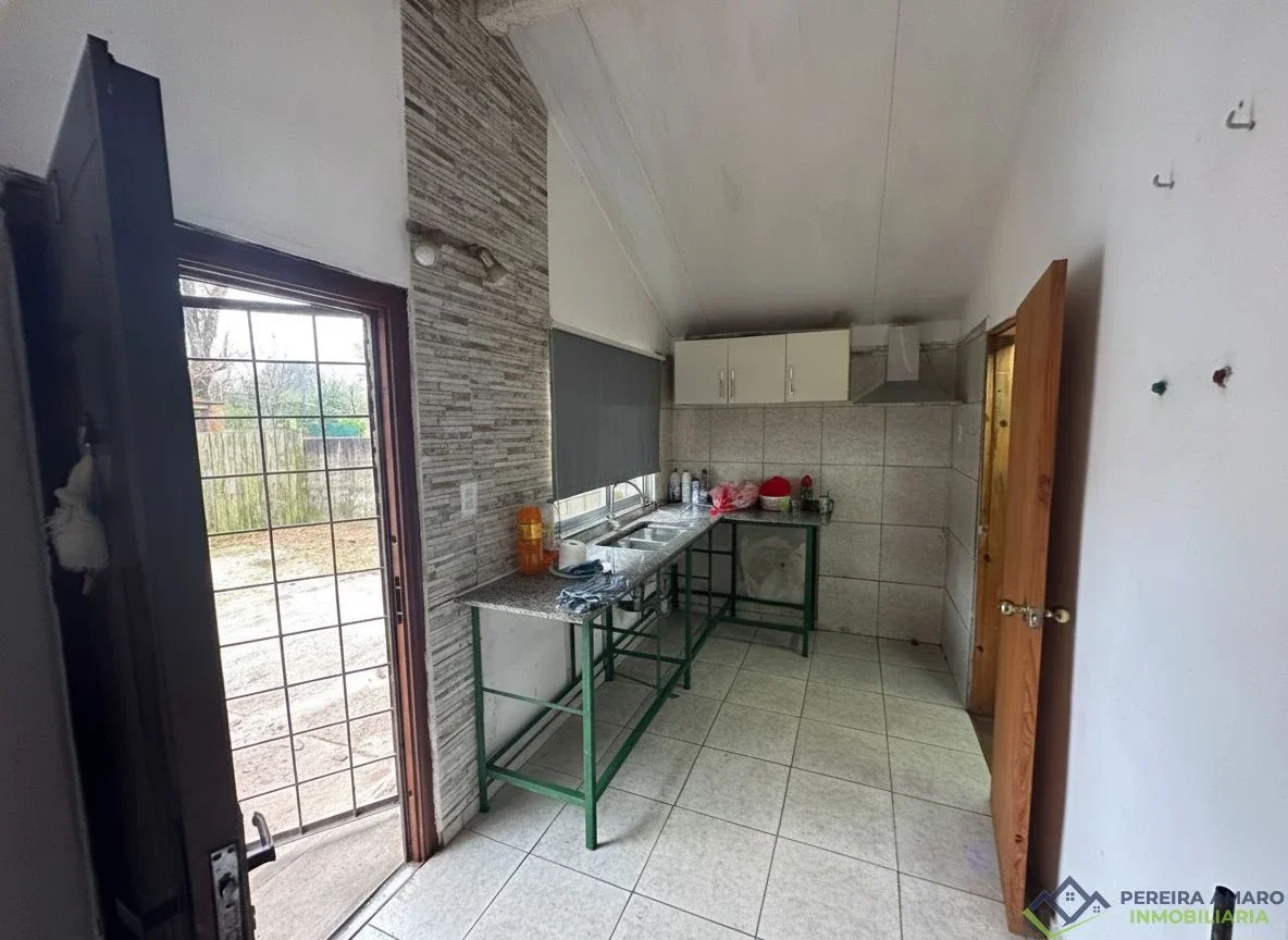 Casa en alquiler c/ cochera en Solymar - Imagen 4