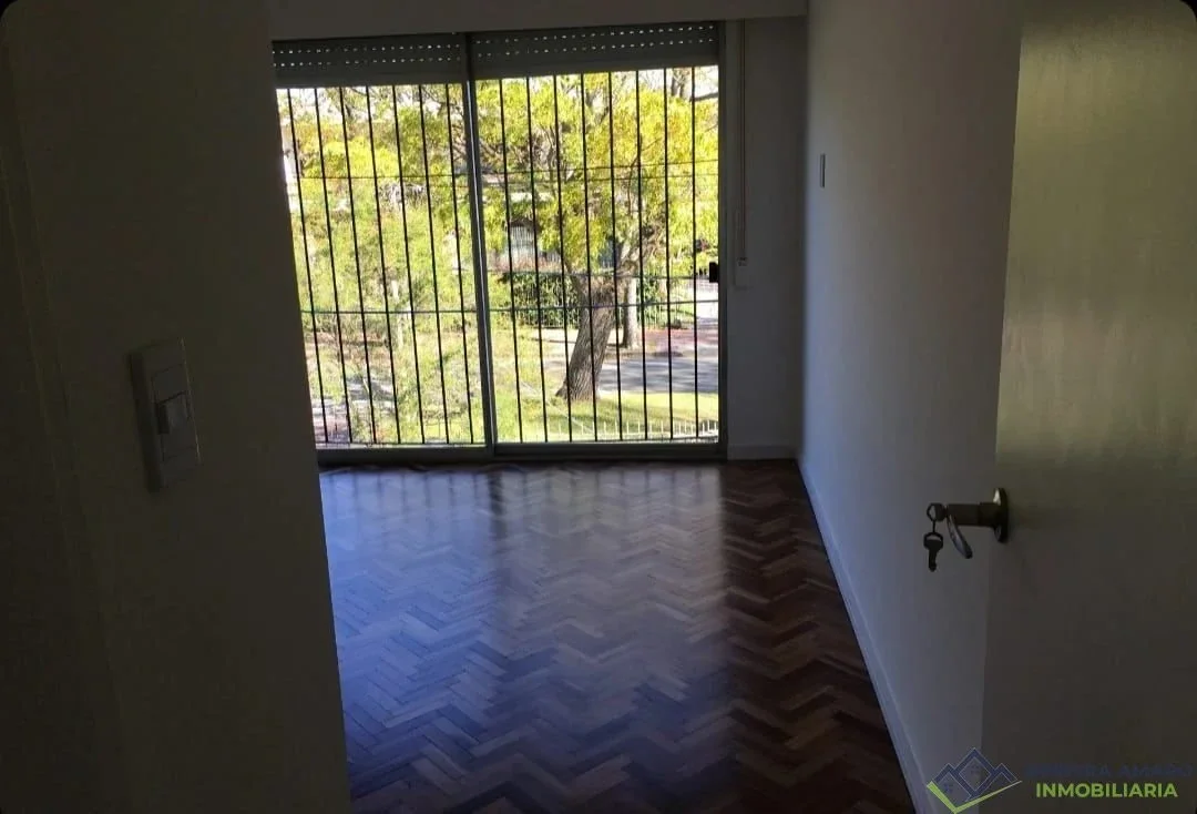 Casa en alquiler c/ cochera en Carrasco - Imagen 3