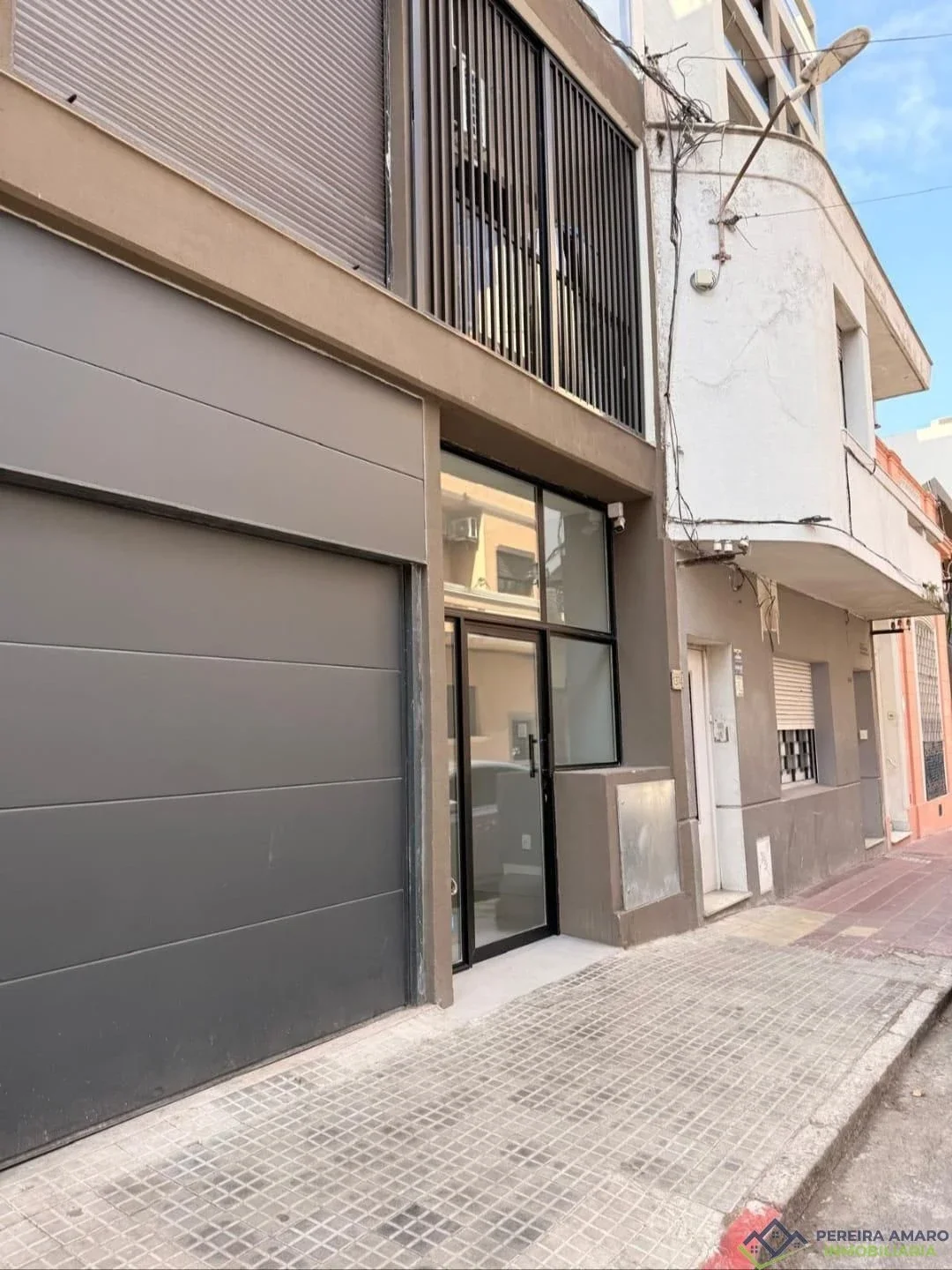 Apartamento de 1 Dormitorio + Cochera en Cordón Sur Piso 9 con Terraza y Amenities Premium - Imagen 2