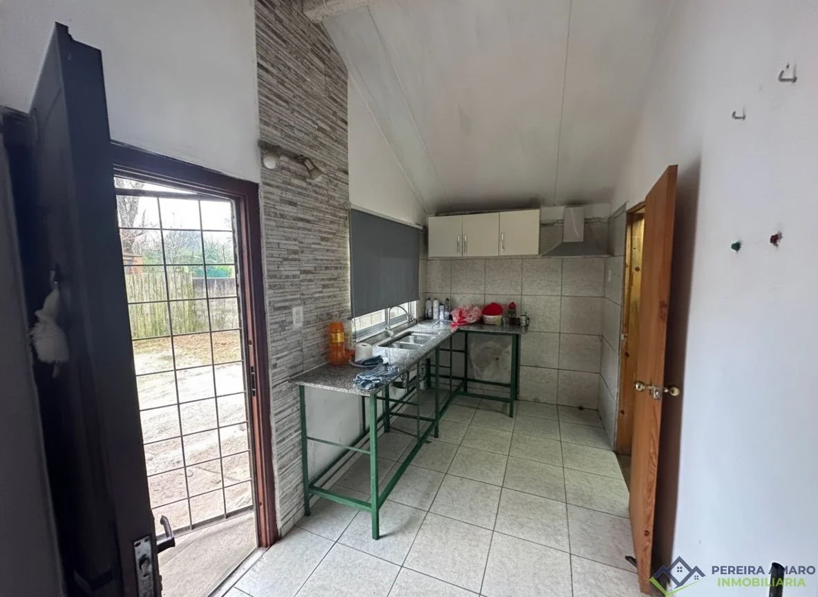Casa en alquiler c/ cochera en Solymar - Imagen 3