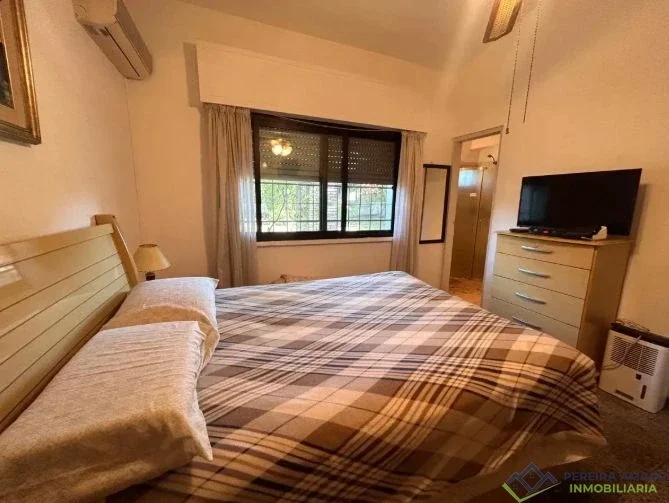 Casa en venta c/ cochera en Shangrilá - Imagen 5