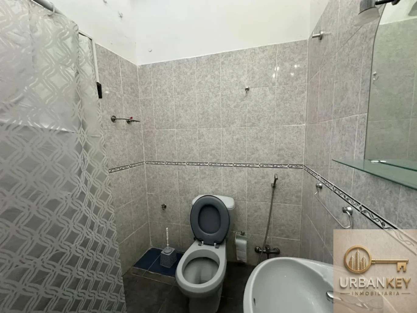 Apartamento en alquiler en La Blanqueada - Imagen 5