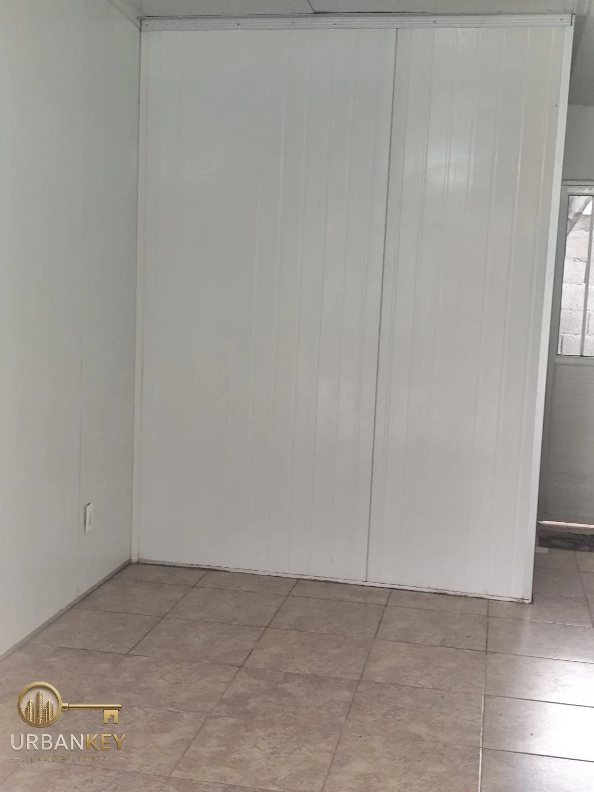MONOAMBIENTE AMPLIO EN ALQUILER SIN GASTOS COMUNES EN CAPURRO / BELLA VISTA - Imagen 5