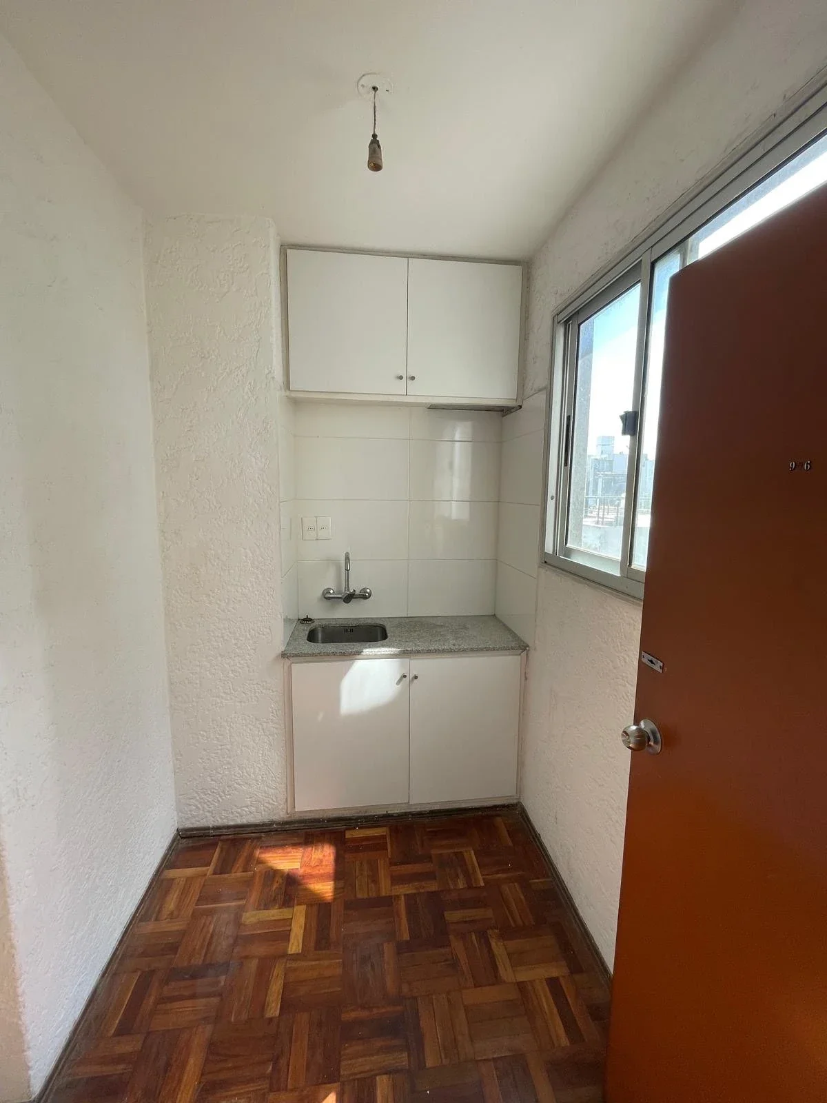 Monoambiente en alquiler con 30m3 piso 3 - Centro - Imagen 5