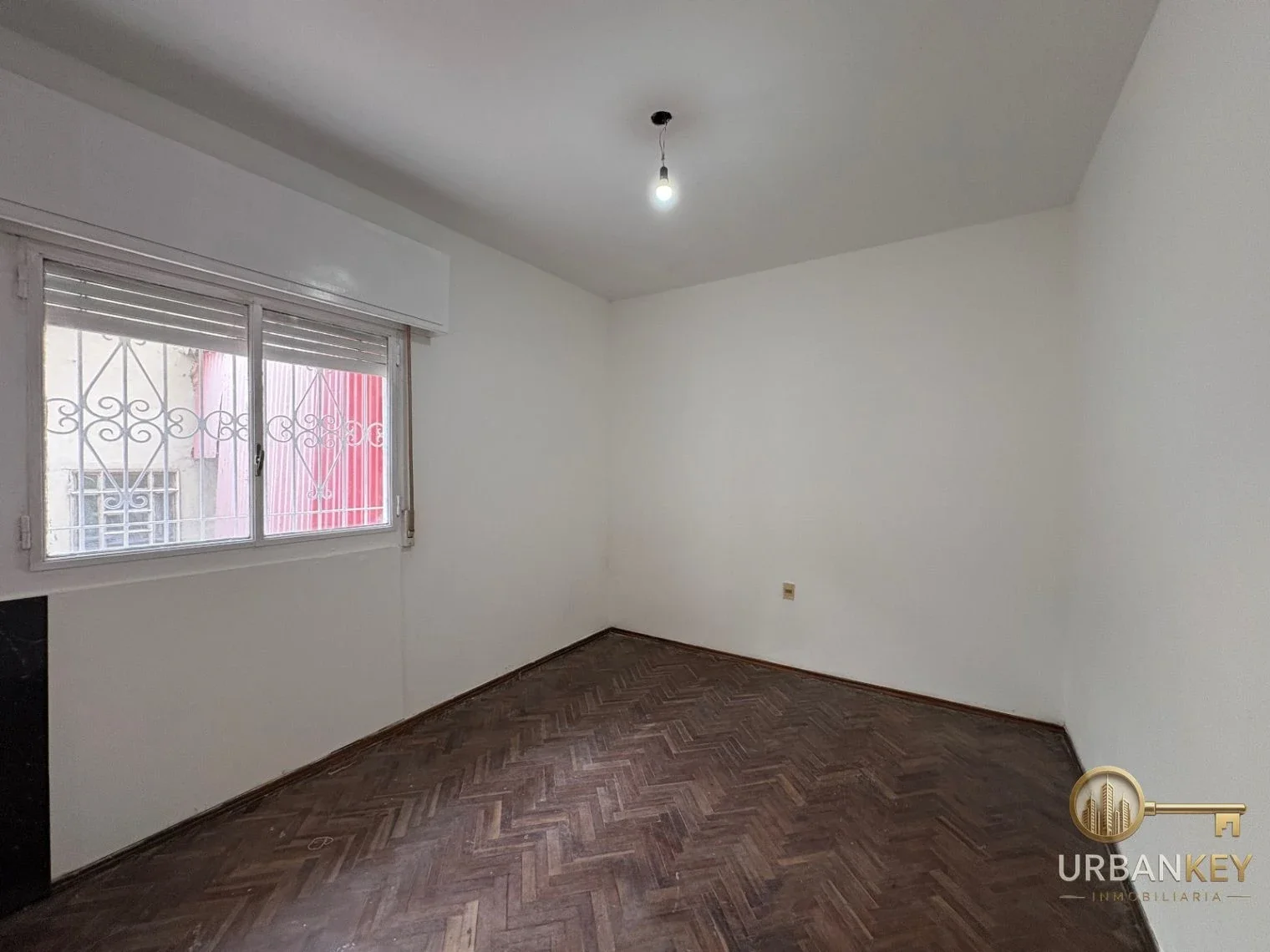 ALQUILER APARTAMENTO 2 DORMITORIOS Y PATIO EN PARQUE BATLLE SIN GASTOS COMUNES - Imagen 5