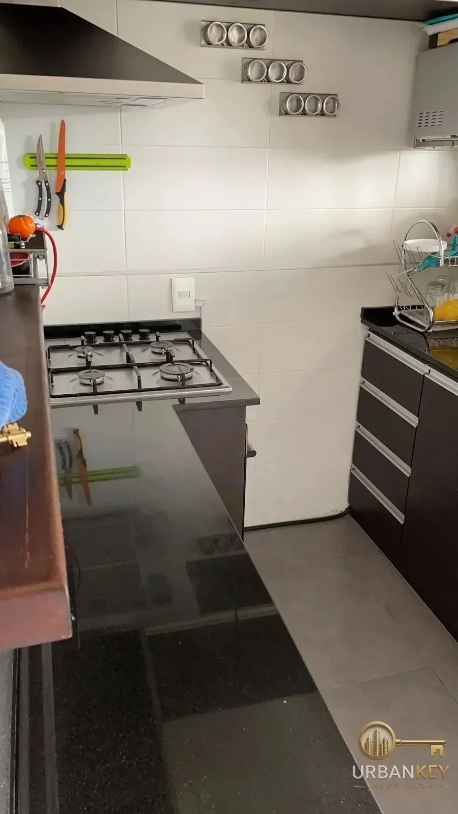 HERMOSO APARTAMENTO EN VENTA DE 2 DORMITORIOS Y COCHERA COOPERATIVA EN BUCEO - Imagen 4