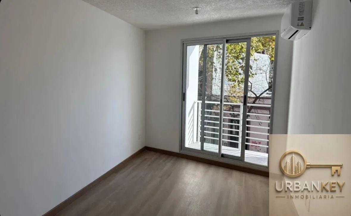 Apartamento en alquiler en Tres Cruces - Imagen 3