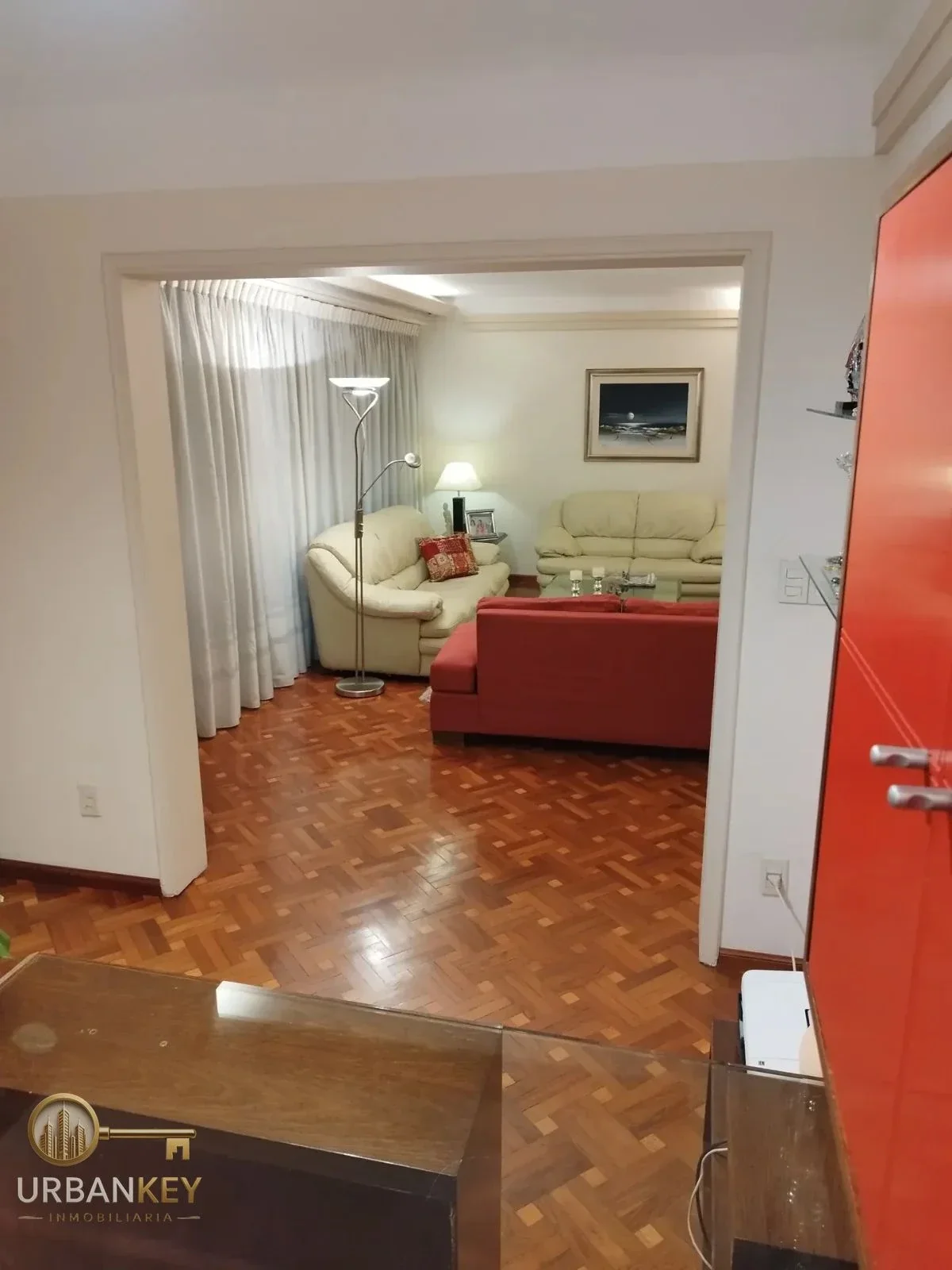 Alquiler apartamento amueblado de 3 dormitorios con terraza y garage en Pocitos - Imagen 4