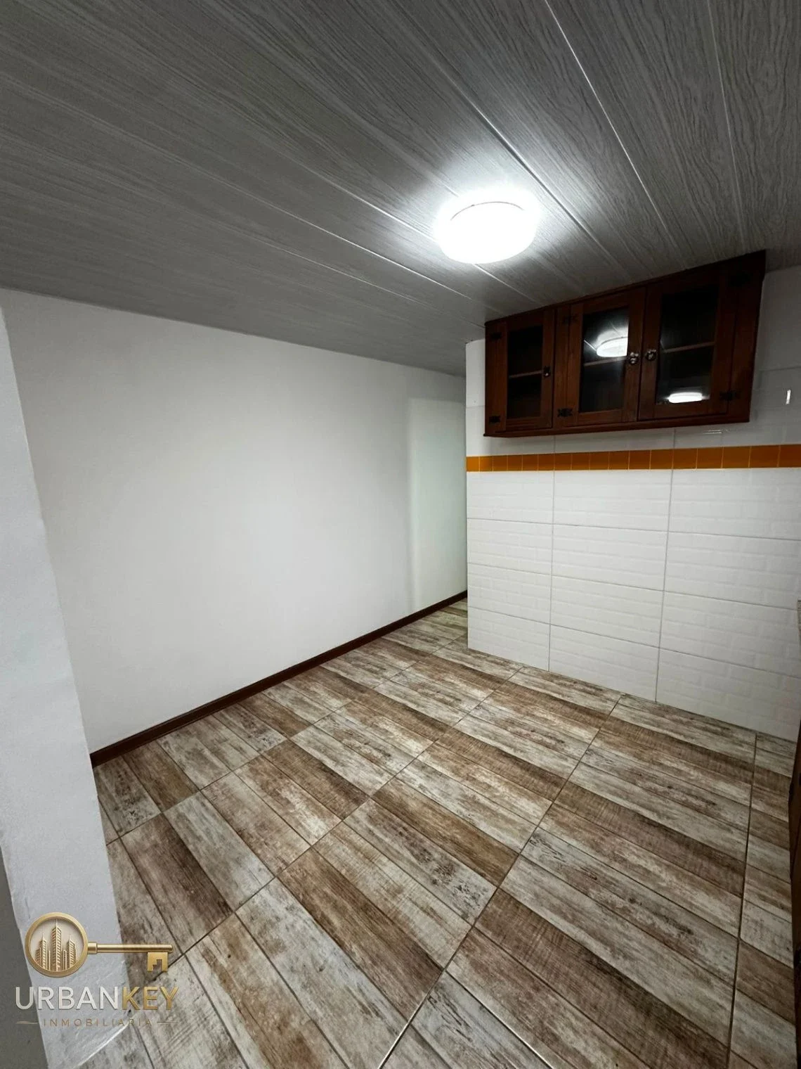 Apartamento en alquiler en Colón - Imagen 4