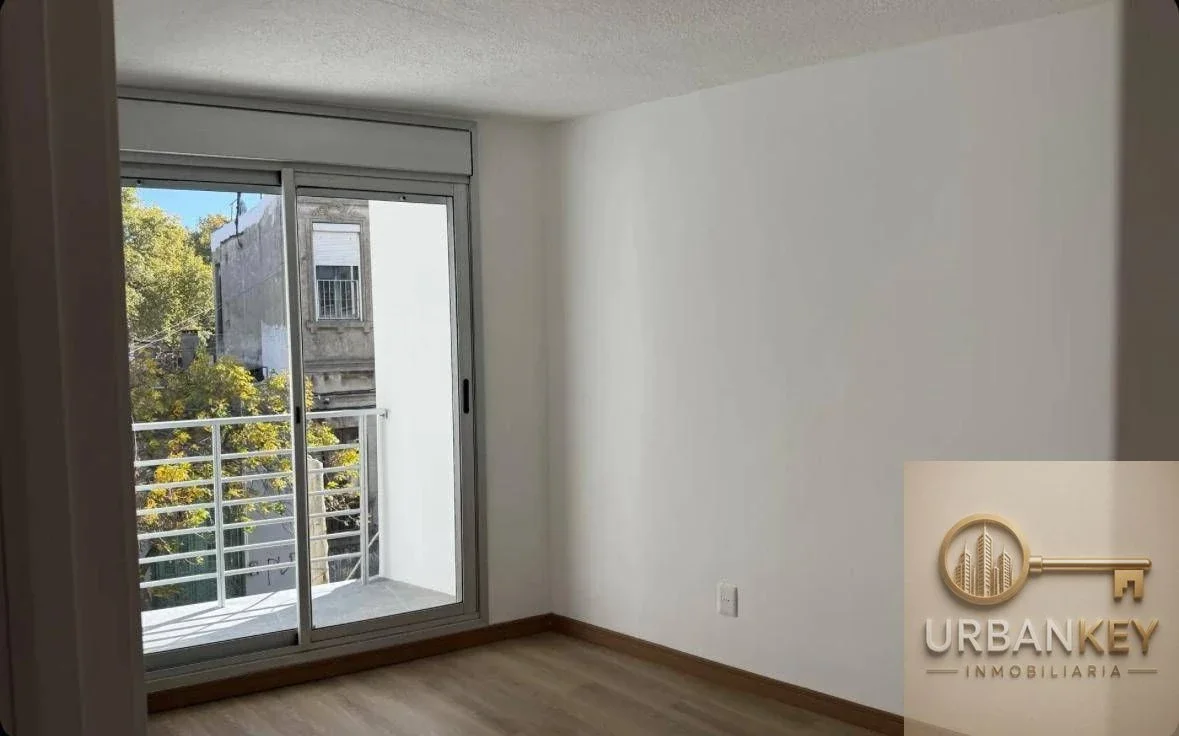 Apartamento en alquiler en Tres Cruces - Imagen 4