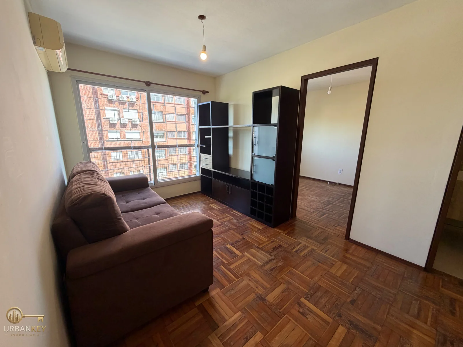 Alquiler apartamento 1 dormitorio, terraza lavadero semiamueblado Parque Batlle - Imagen 1