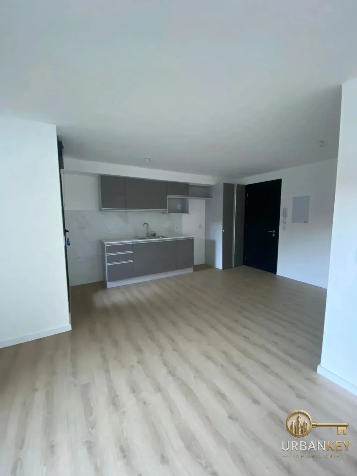 HERMOSO APARTAMENTO EN ALQUILER DE 1 DORMITORIO COMPLEJO CERRADO EN BEPARKLIFE - Imagen 4