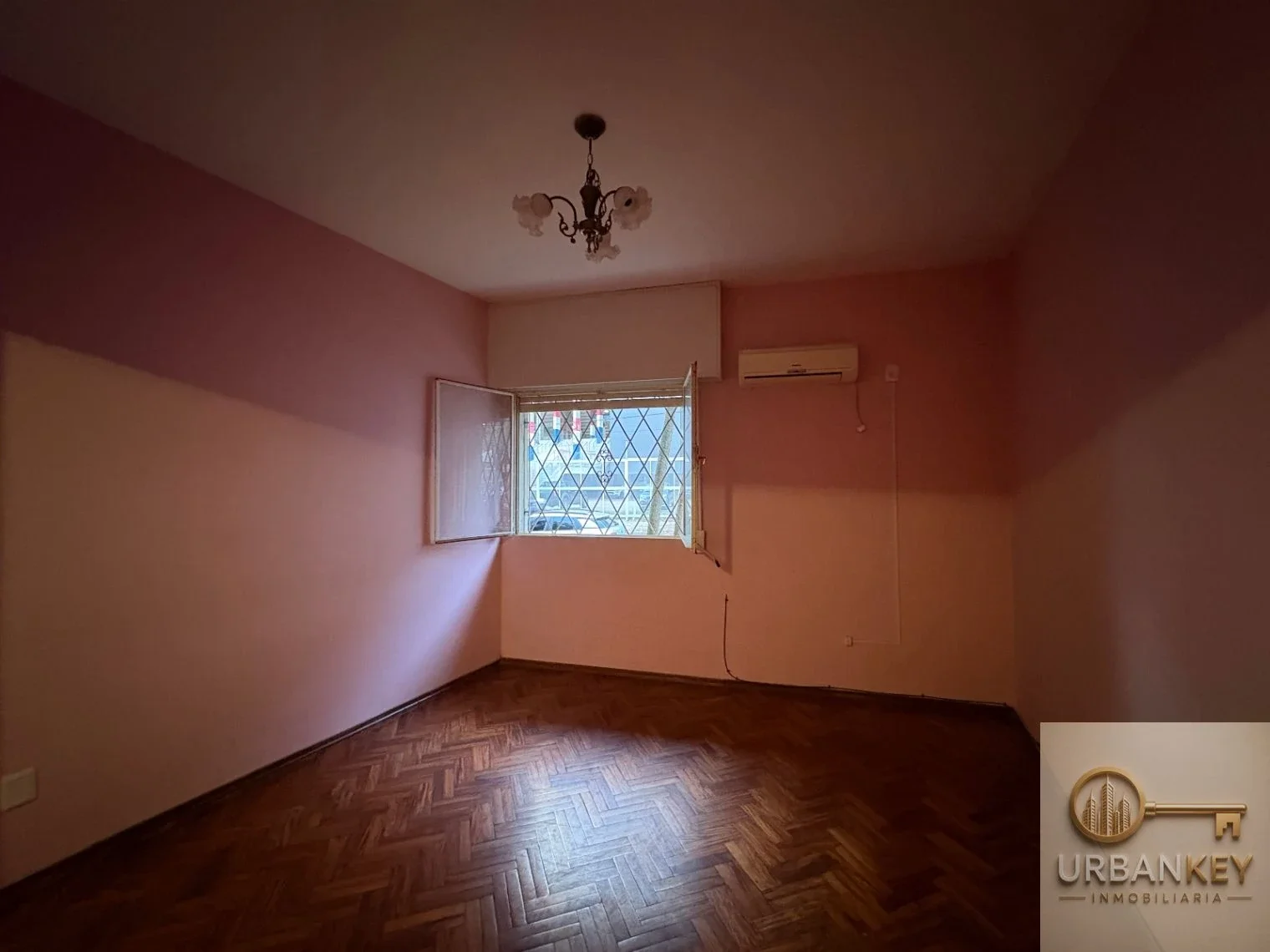 VENTA APARTAMENTO 2 DORMITORIOS Y PATIO EN LA BLANQUEADA - Imagen 2