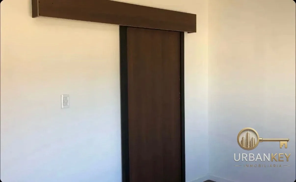 Casa en alquiler 1 dormitorio con cocheras. Acepta depósito en Parque Carrasco - Imagen 5