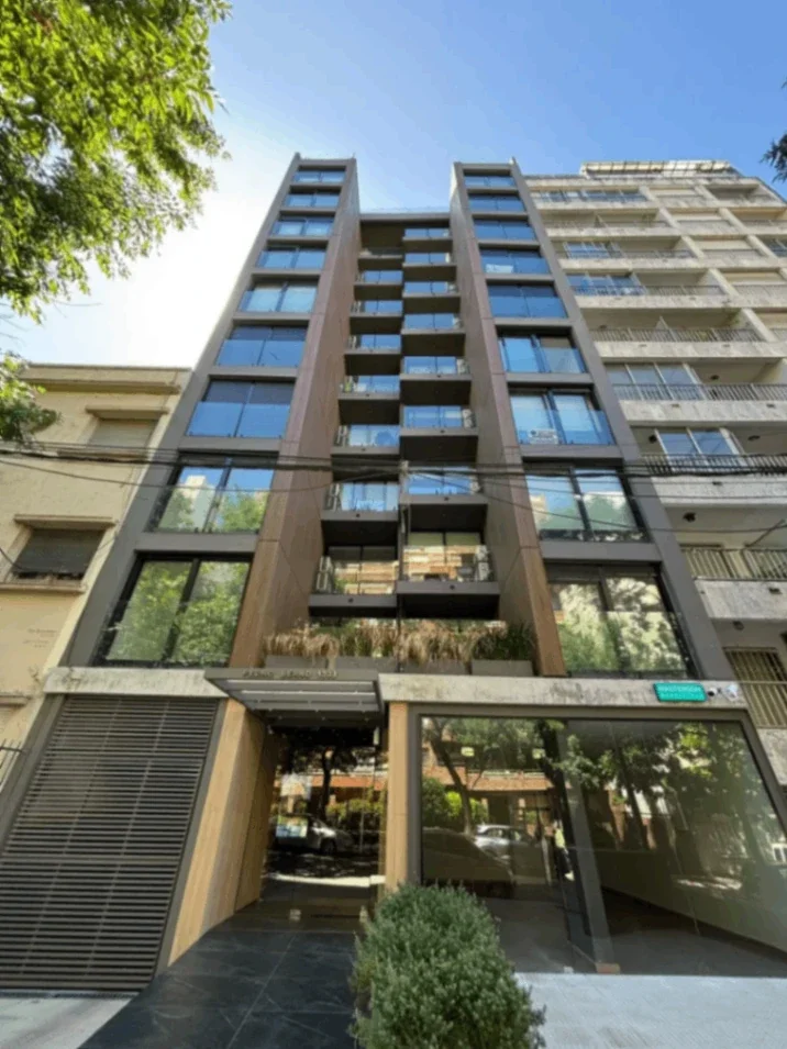 ALQUILER APARTAMENTO A ESTRENAR 1 DORMITORIO PISCINA GIMNASIO GARAGE EN POCITOS - Imagen 2