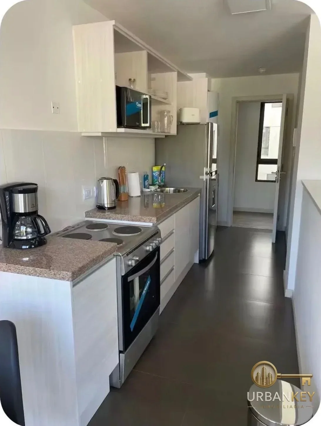 Apartamento en alquiler amueblado de 2 dormitorios y cochera en La Blanqueada - Imagen 3
