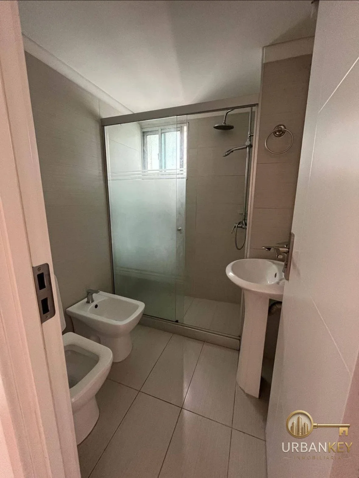 Apartamento en alquiler de 2 dormitorios - Imagen 5