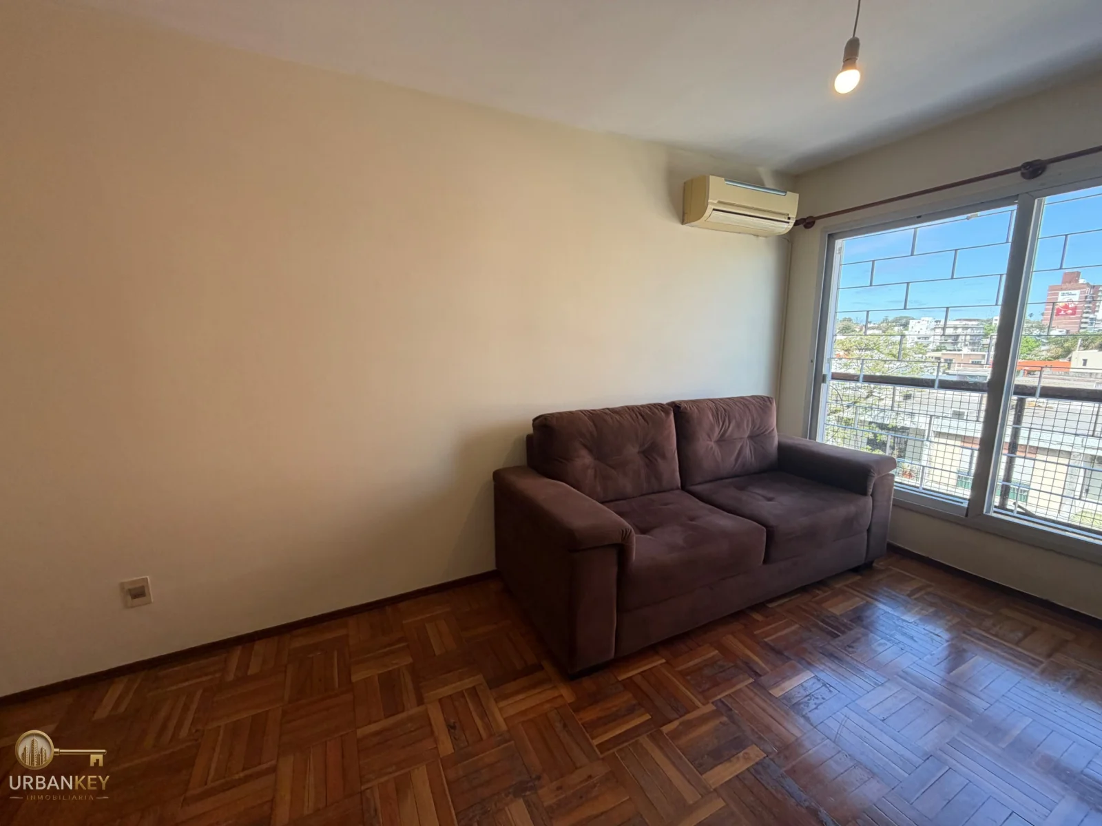 Alquiler apartamento 1 dormitorio, terraza lavadero semiamueblado Parque Batlle - Imagen 4