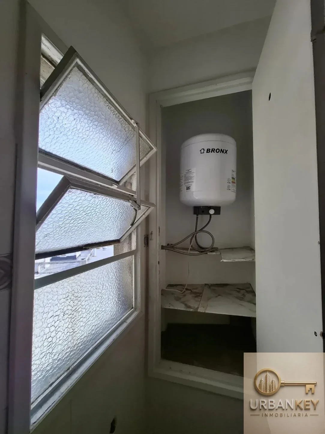 Apartamento en alquiler 1 dormitorio sobre Avenida Gral Flores en La Figurita - Imagen 5