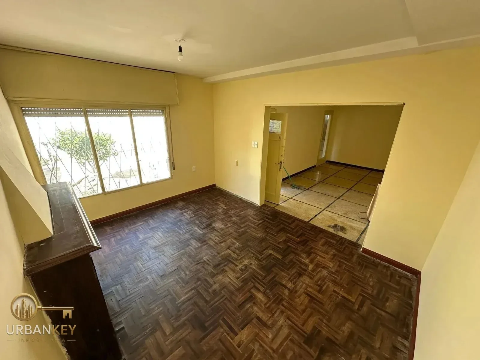 Apartamento en alquiler de 1 dormitorio y patio con parrillero en Brazo Oriental - Imagen 1