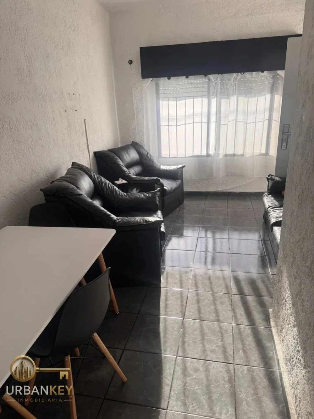 Apartamento en alquiler 1 dormitorio y cochera en Solymar Sur - Imagen 3
