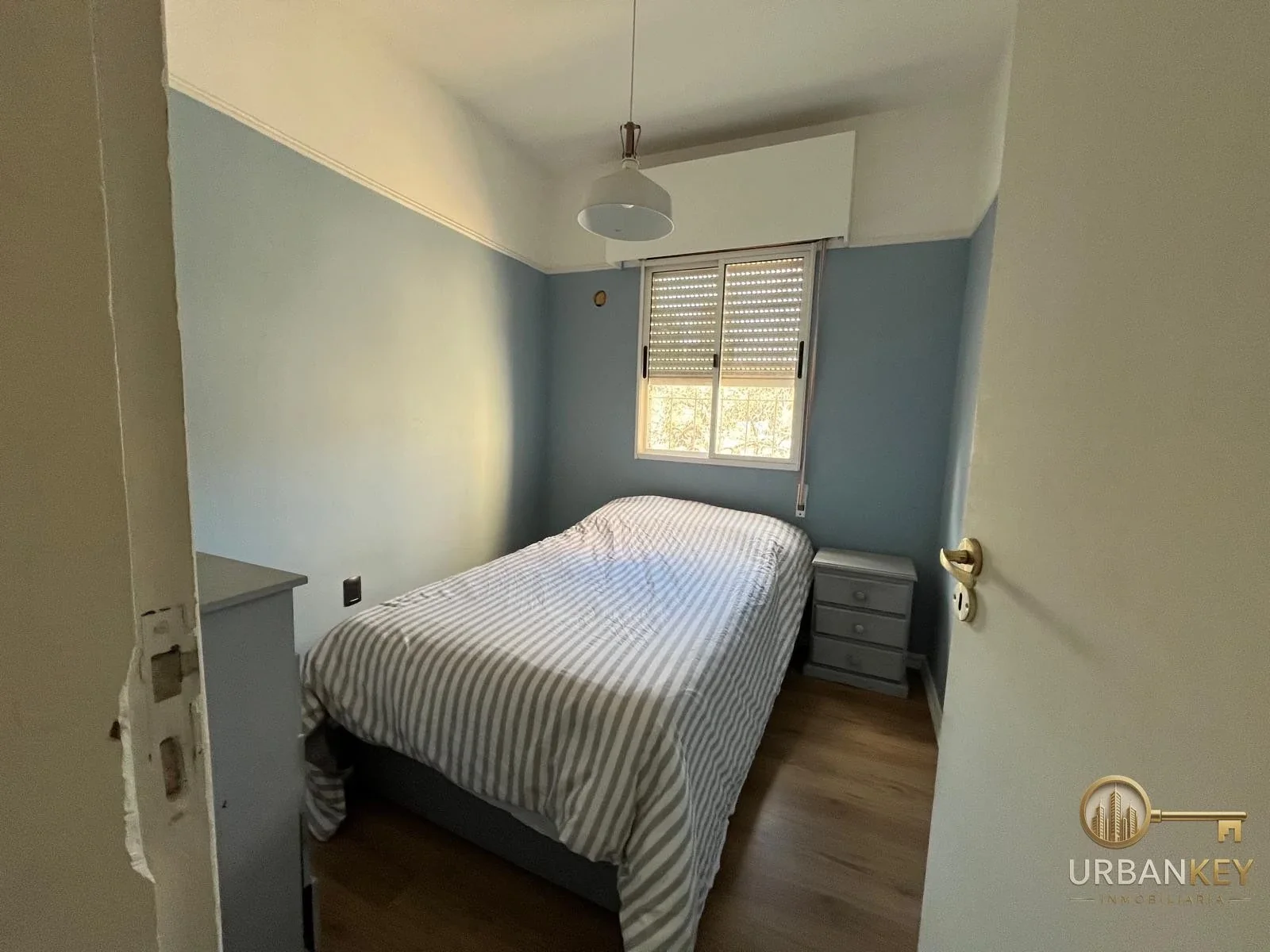 ALQUILER APARTAMENTO AMOBLADO DOS DORMITORIOS, 2 BAÑOS EN POCITOS - Imagen 1