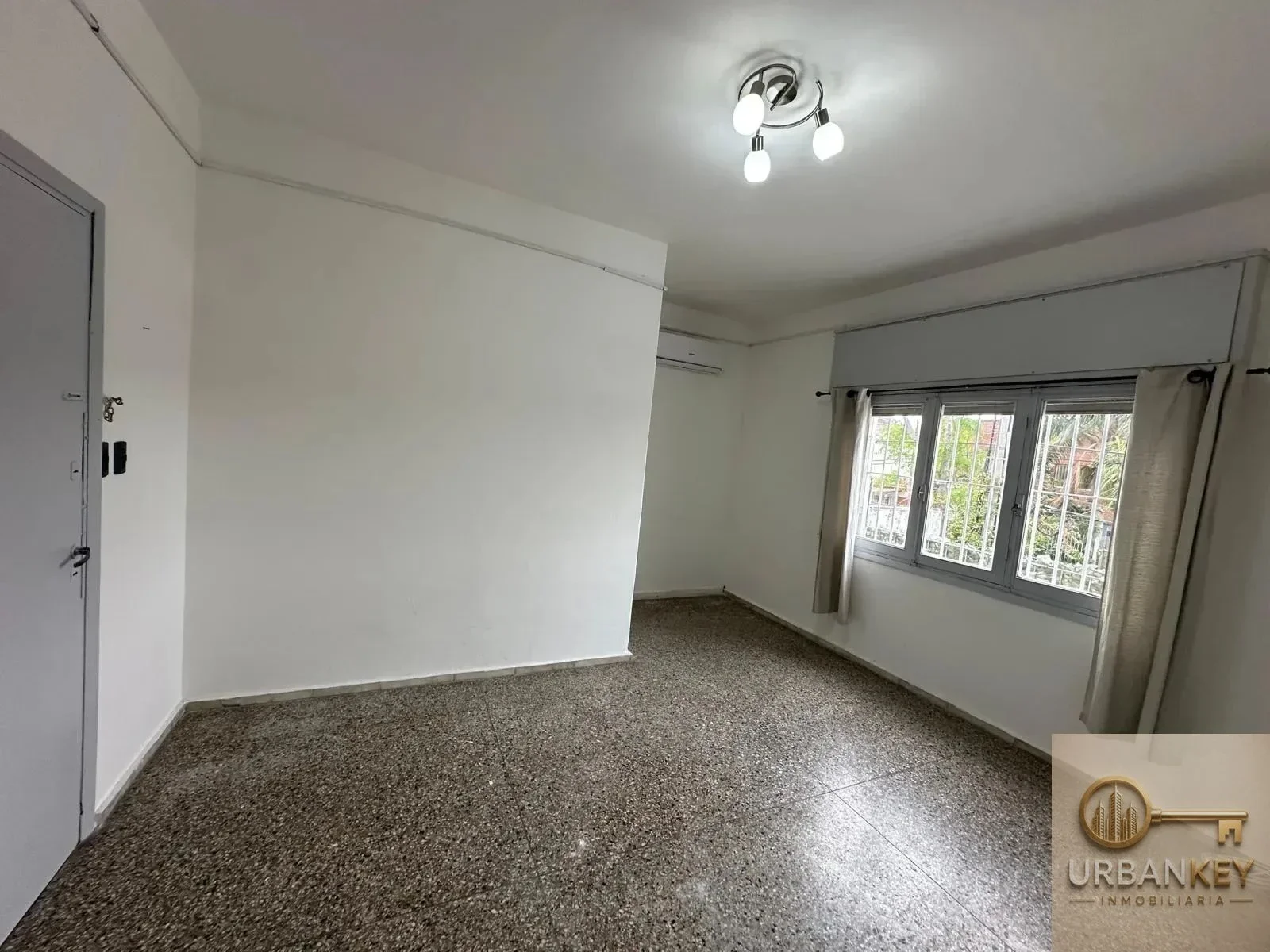 Apartamento en alquiler en La Blanqueada - Imagen 3