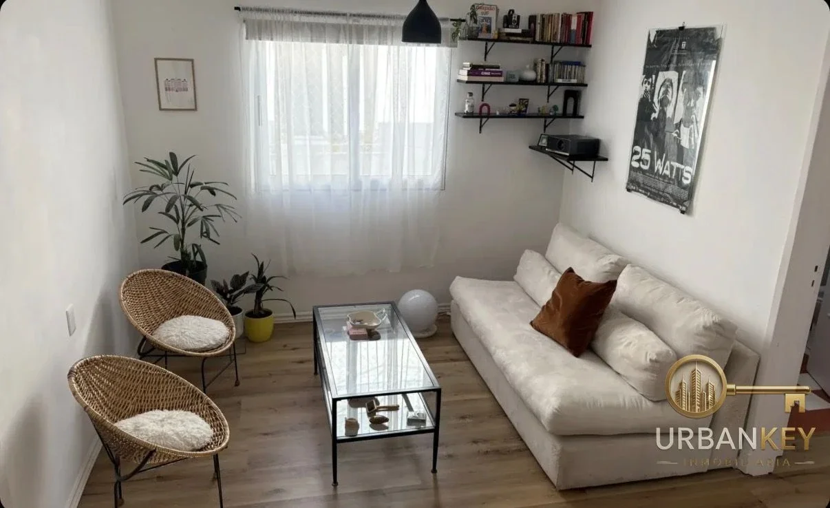 Alquiler apartamento 2 dormitorios y baño, bajos gastos comunes Punta Carretas - Imagen 1