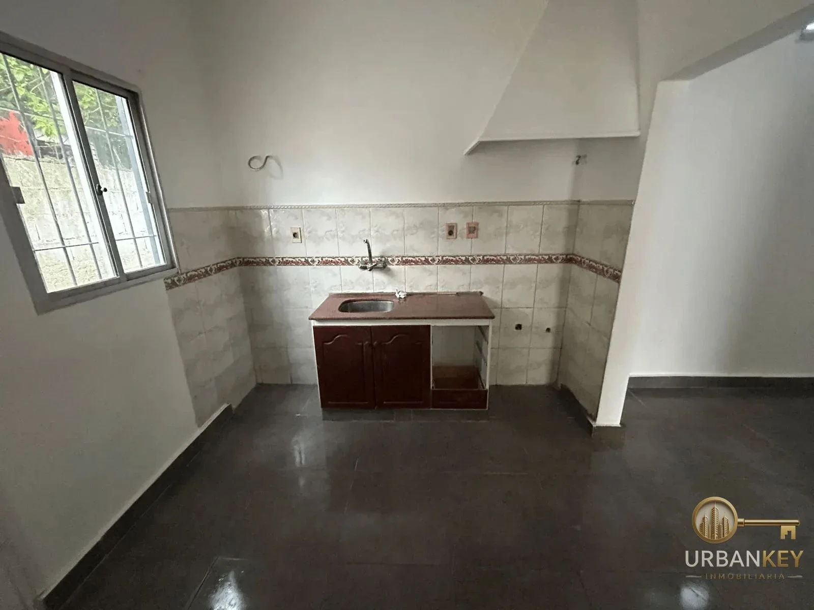 ALQUILER CASA EN COLON - Imagen 5
