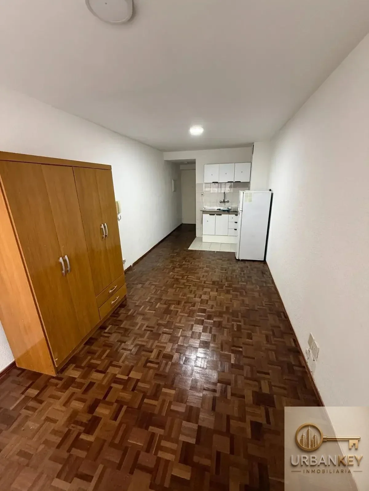 Alquiler de Mono ambiente en Barrio Pocitos - Imagen 1
