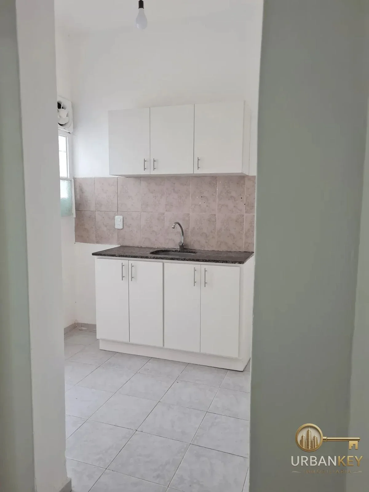 ALQUILER APARTAMENTO 2 DORMITORIOS EN BARRIO SUR BAJOS GASTOS A PASOS DE LA RAMBLA - Imagen 3