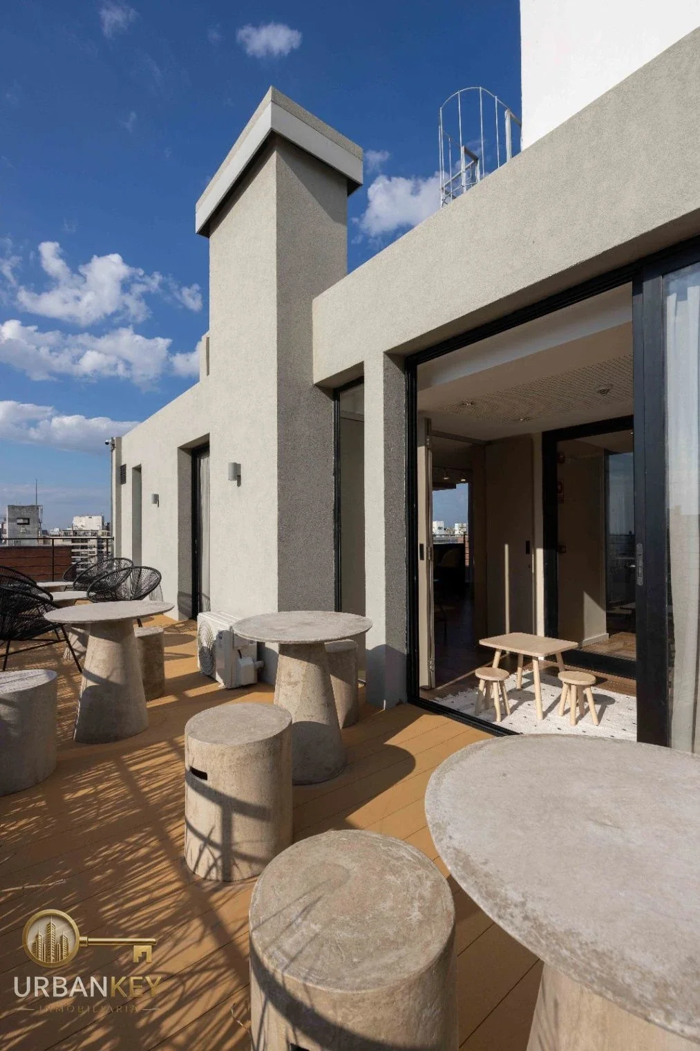 ALQUILER APARTAMENTO 2 DORMITORIOS BAÑON TERRAZA AMENITIES EN CORDON - Imagen 5