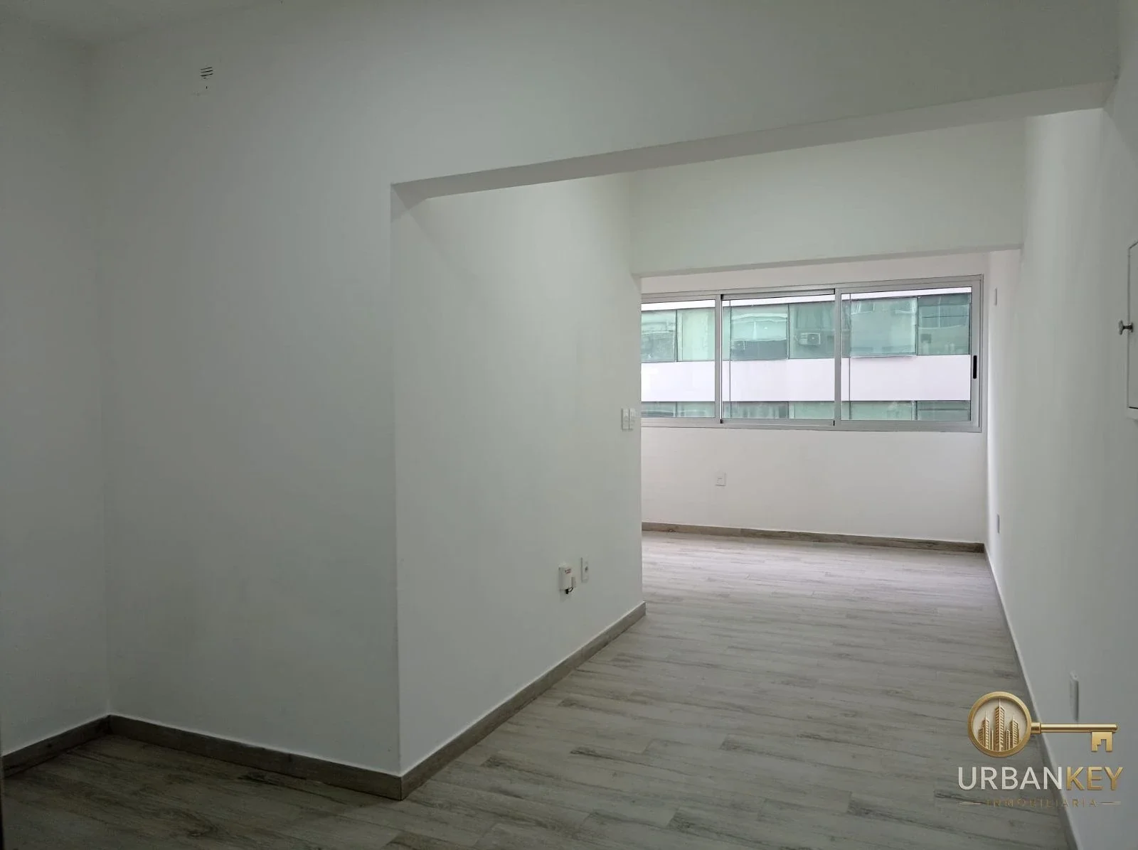 ALQUILER APARTAMENTO MONOAMBIENTE 28m2 BAJOS GASTOS COMUNES - TRES CRUCES - Imagen 3