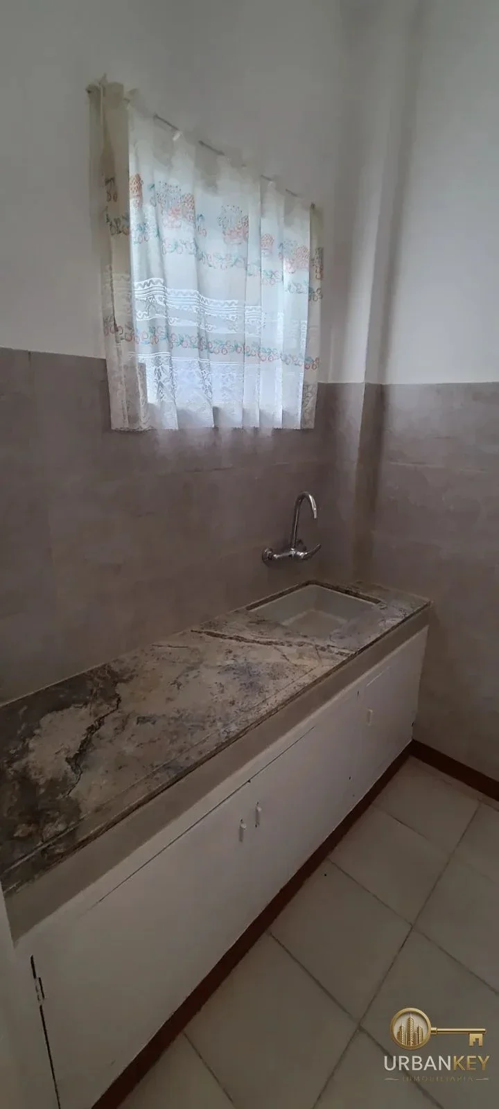 Alquiler apartamento de 1 dormitorio con bajos gastos comunes en Centro / Cordón - Imagen 5