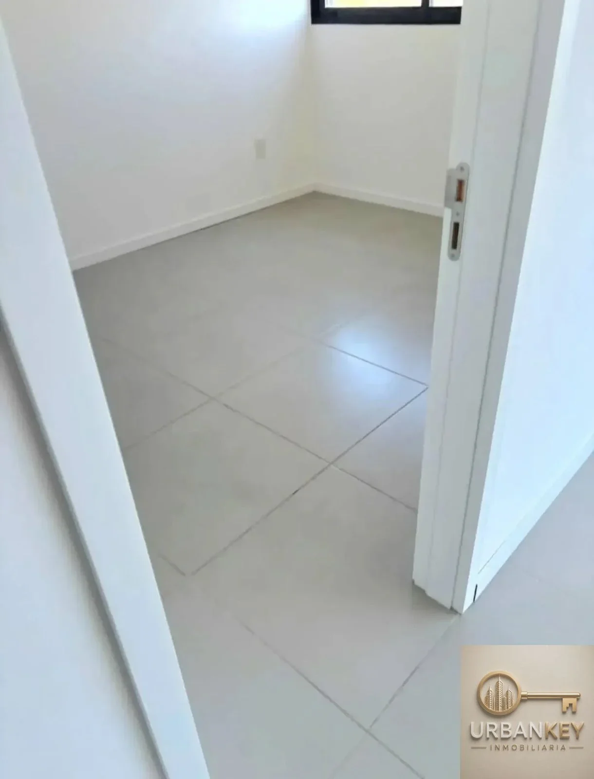 Apartamento en alquiler c/ cochera en La Blanqueada - Imagen 4