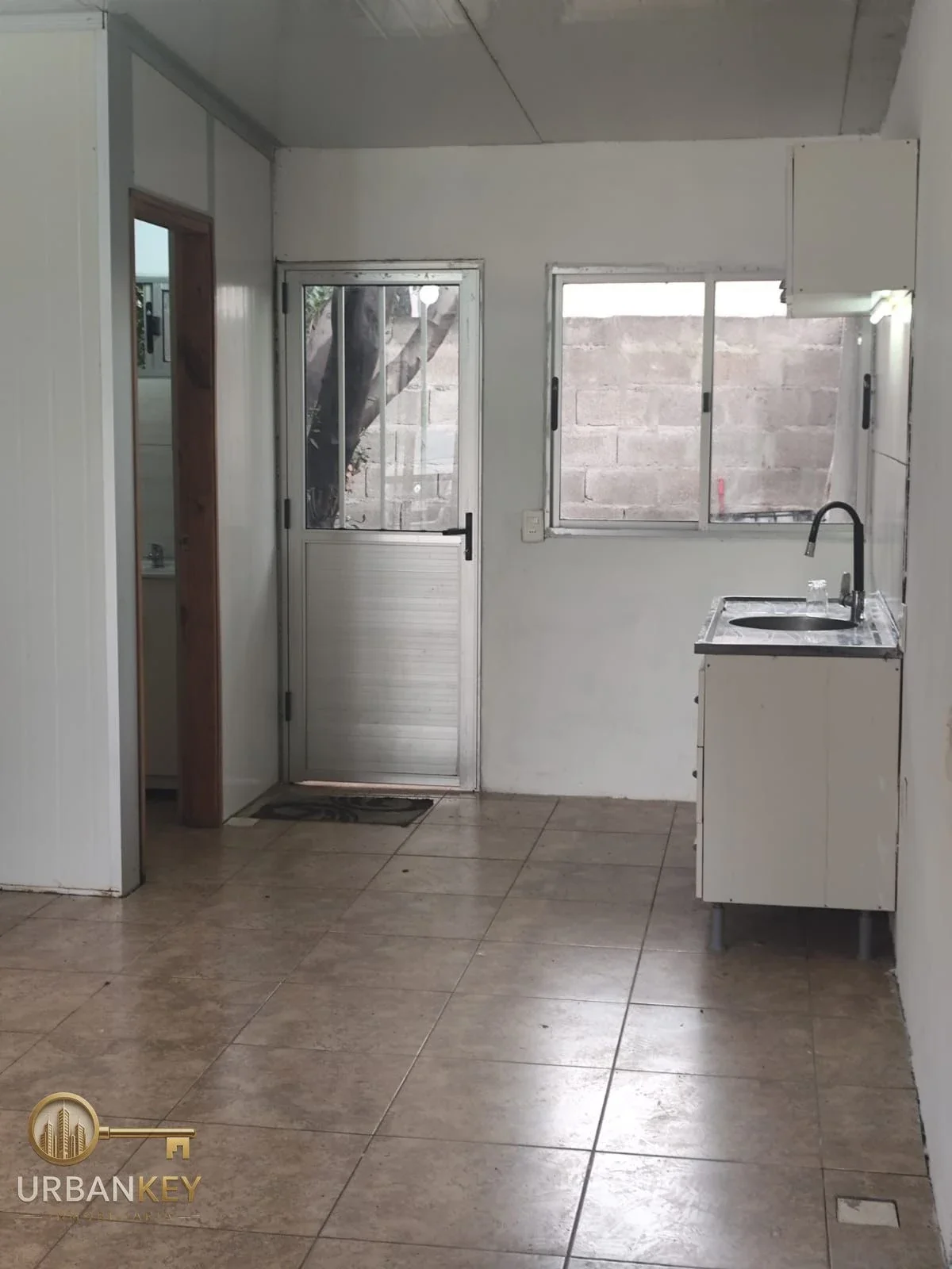 MONOAMBIENTE AMPLIO EN ALQUILER SIN GASTOS COMUNES EN CAPURRO / BELLA VISTA - Imagen 4