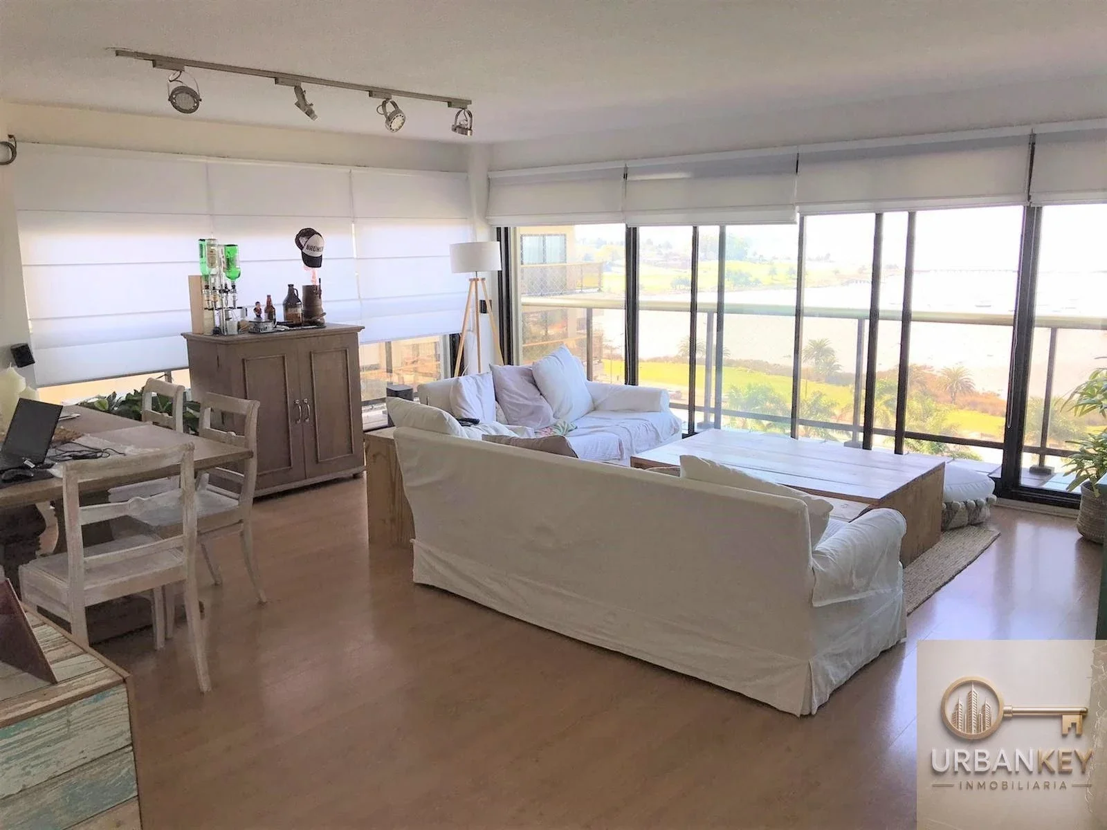ALQUILER APARTAMENTO DE 4 DORMITORIOS 3 BAÑOS EN PUERTO DE BUCEO - Imagen 3