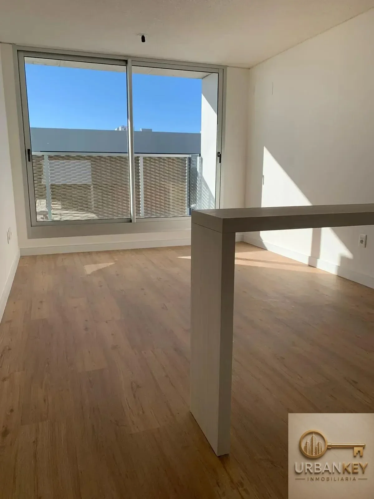 Apartamento en alquiler en Malvin Norte - Imagen 1